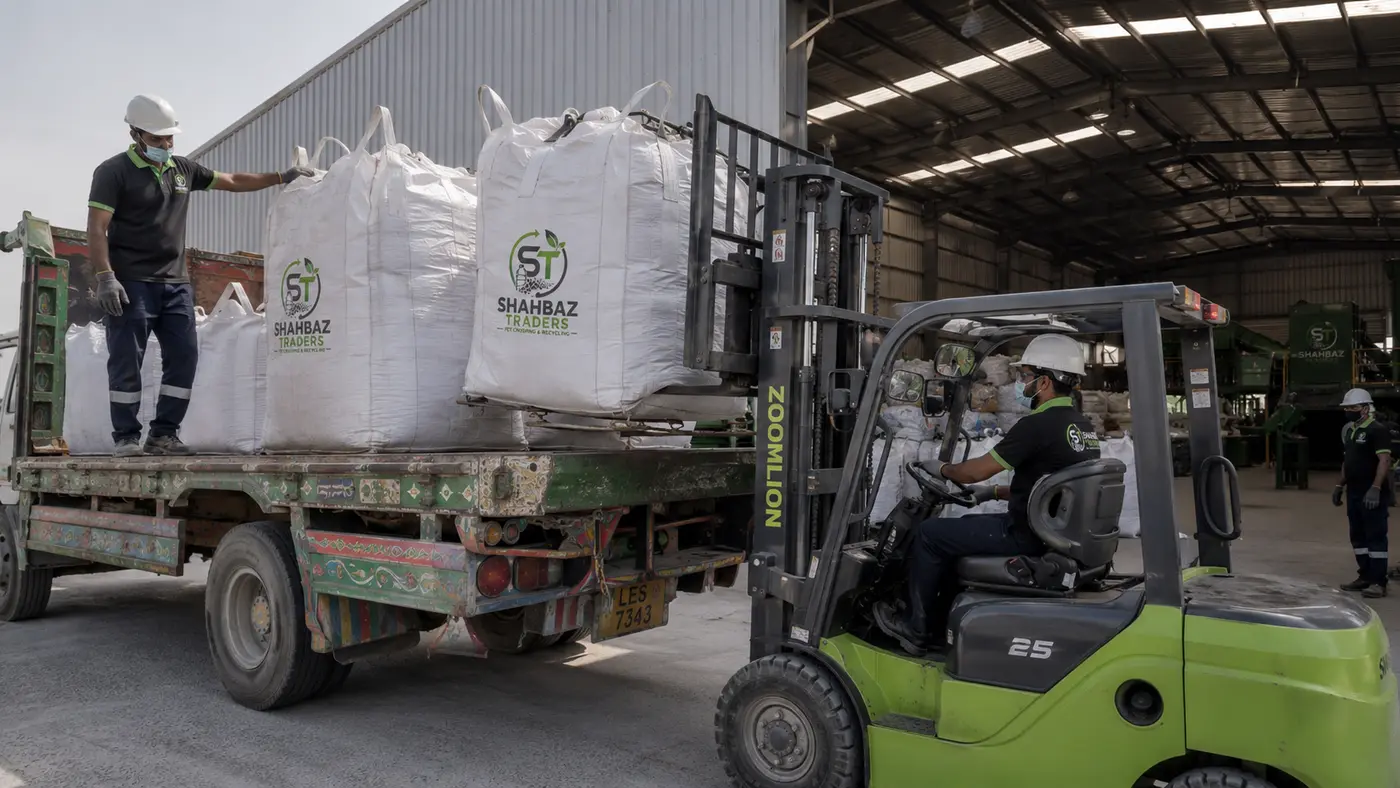 Bulk rPET material loading and dispatch